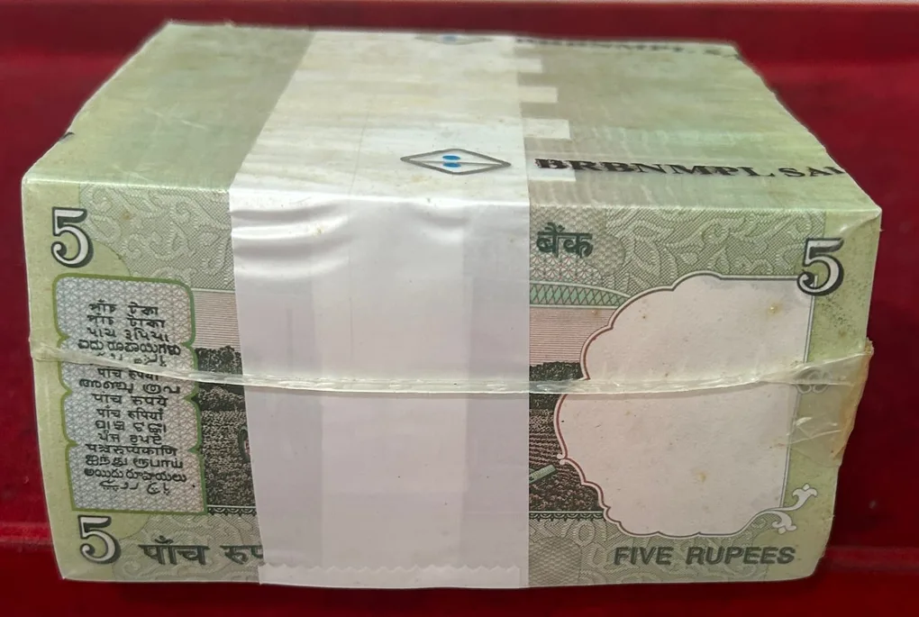 5 Rupees Sealed Pack Rim Old Issue ( R Insert ) 1000 notes Packed RIM