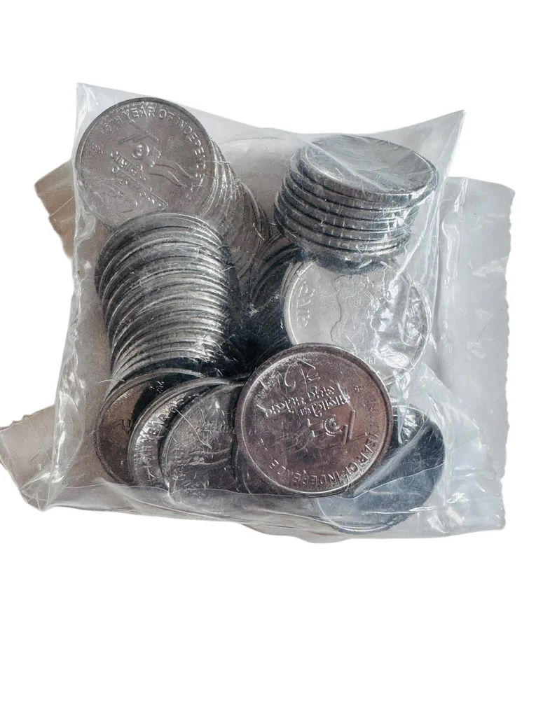 Rs 2 Rupee New Coin RBI 50 Coin 75 Year Of Independence Packet India Issue 2025 Mumbai Mint Rare