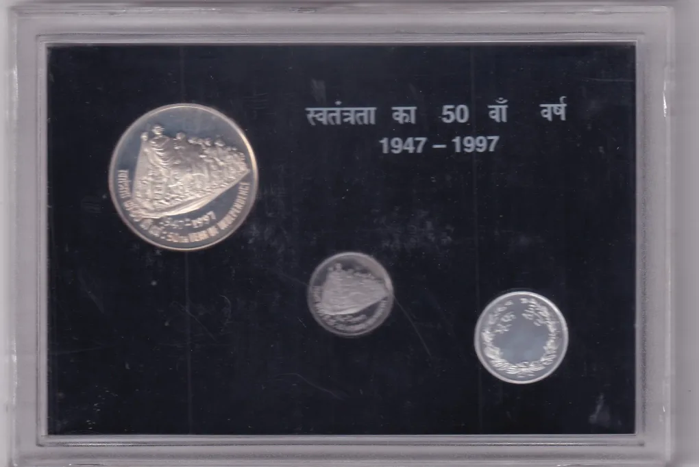 50th YEAR OF INDEPENDENCE  1947-1997 INDIA GOVT. MINT BOMBAY COMMEMORATIVE VIP 3 COINS PROOF SET RARE