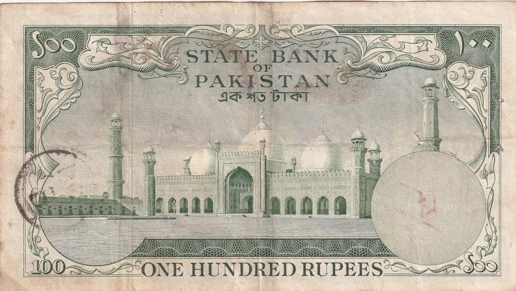 Pakistan 100 Rupees (Jinnah) Fafda Issue Big Size Old Note