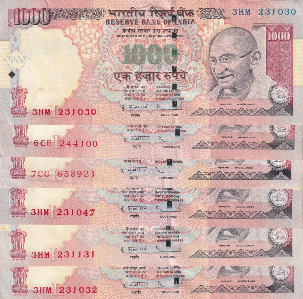 1000 Rupees governor D.Subbarao Rare Top condition note