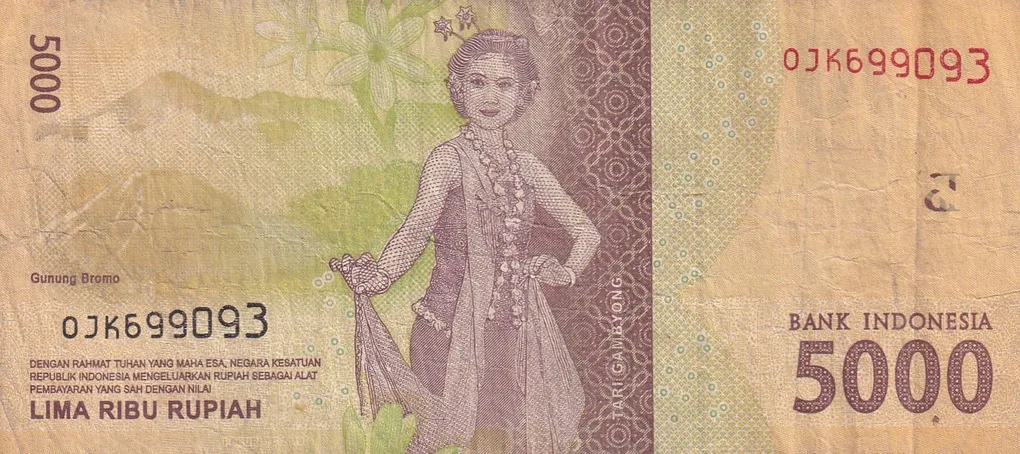 Indonesia 5000 Rupiah Rare Note#B2