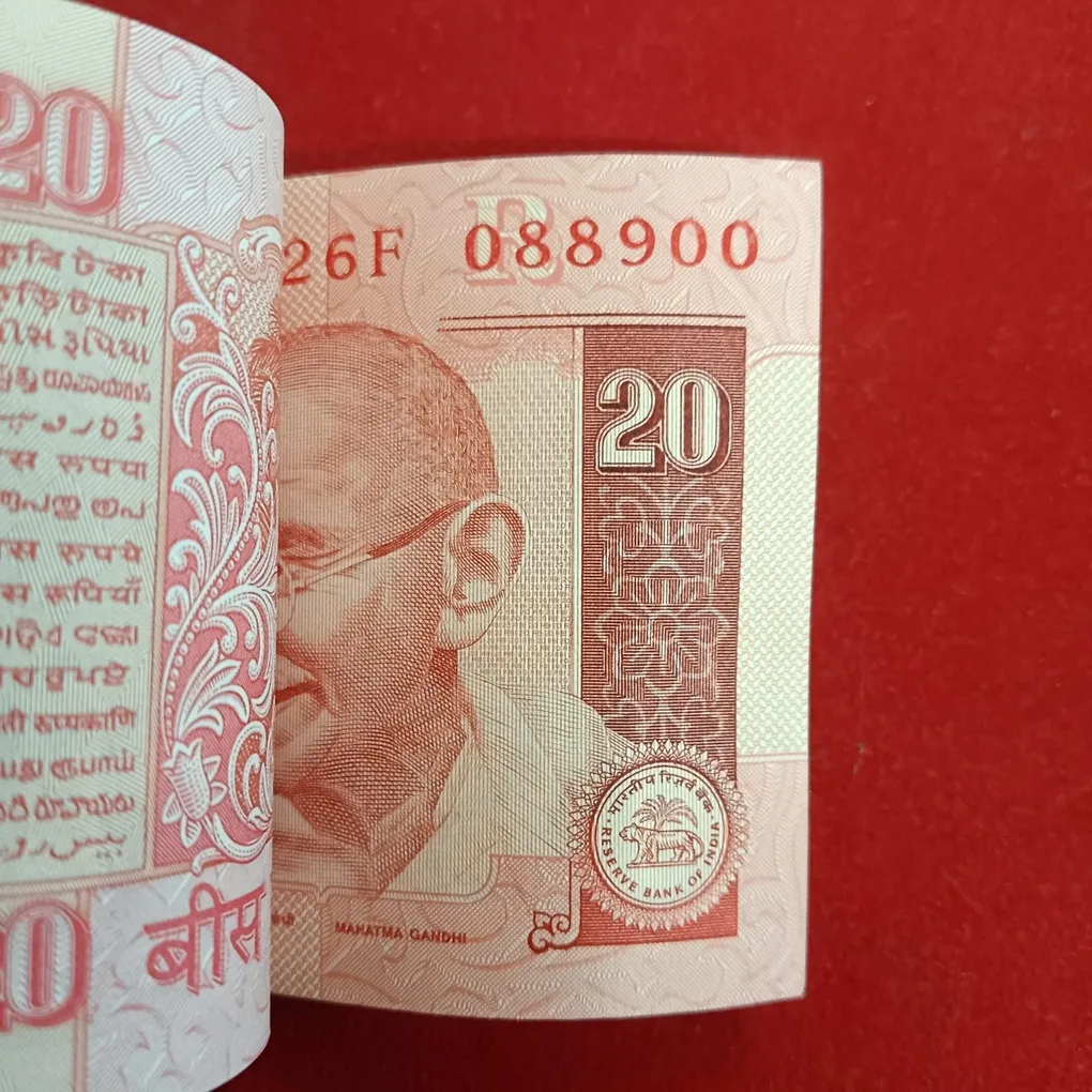 Twenty Rs Rare Fancy 088888 Full Bundle Governor D.Subarao Year 2010 Unc Condition 088801