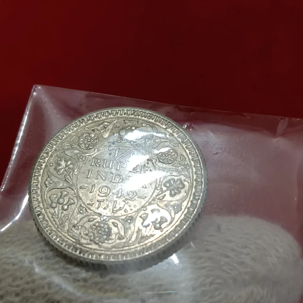 George Vi 1/4 Rupee Silver Coin 1942 Year Calcutta Mint British of India