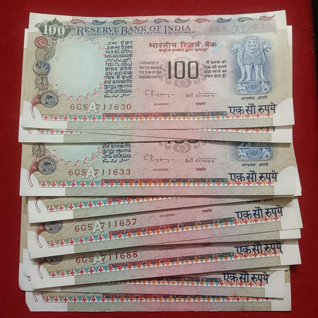 100 Rs Old Cobalt Agriculture Issue Notes Serial 71 Notes Gem Unc Condition 711630