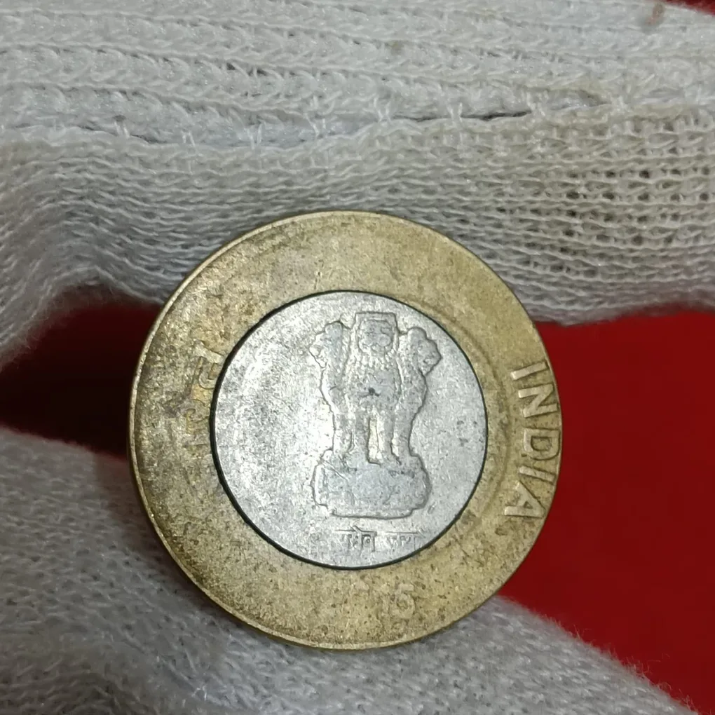 Ten Rs Ring Double Strike Shifted RBI Mistake Error Coin 2015 Year