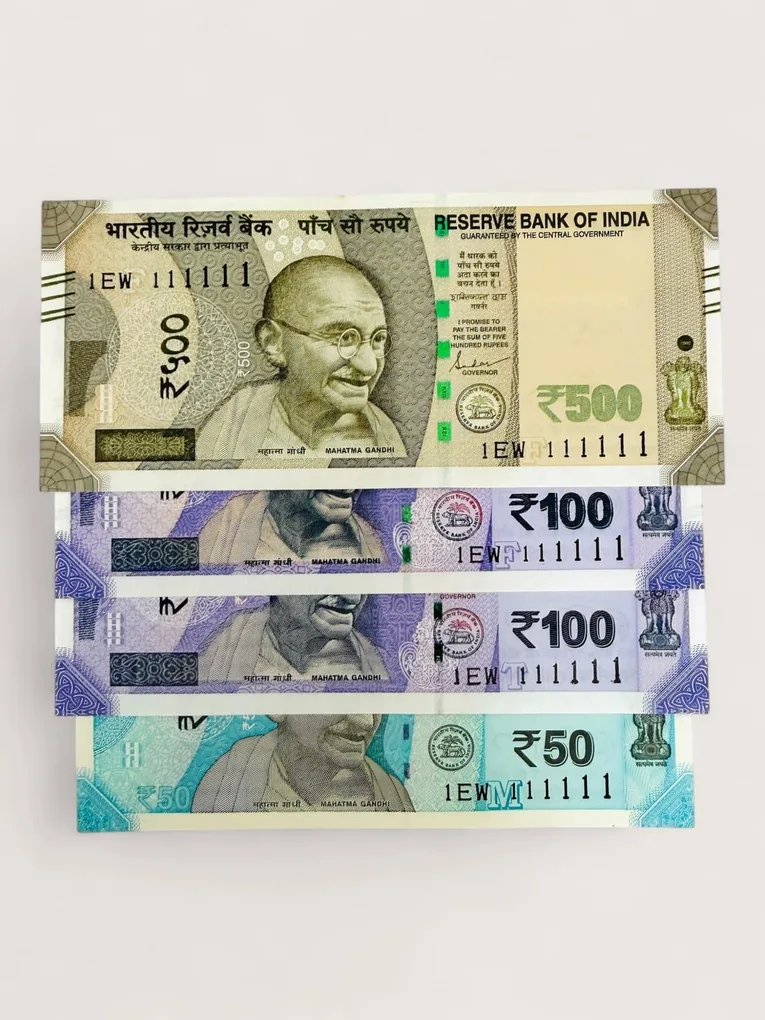 Rs 50 and 500 Ultra Unique Pair Set of Banknotes Same Number 1EW 111111 Gem UNC Unique and Rare