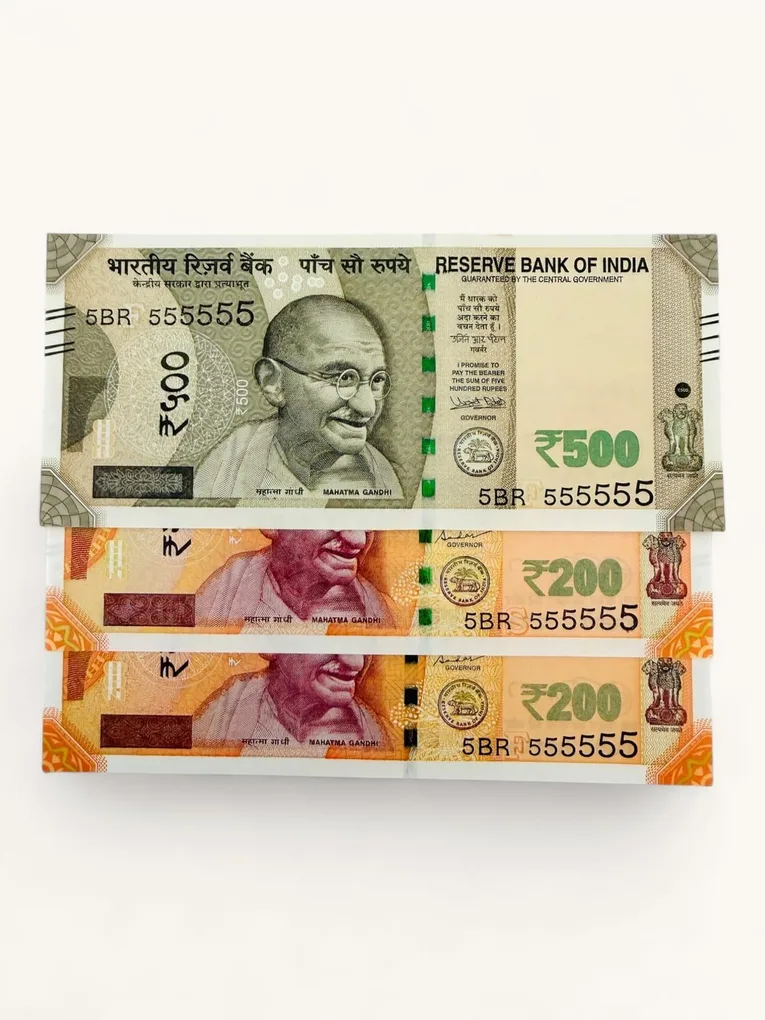 Rs 200 to 500 Ultra Unique Pair Set of Banknotes Same Number 5BR 555555 Gem UNC Unique and Rare