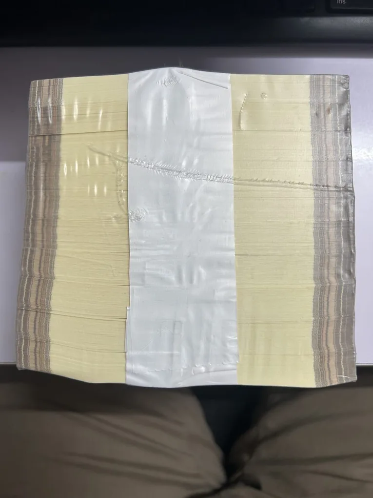 Rare RIM 10 Rupee Sealed Packed 999001 to 1000000 Super Fancy Number’s RBI Sealed 10 Bundles 999999 & 1000000 Notes Included