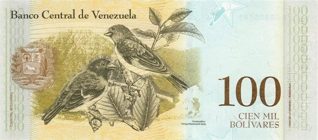 100,000 Bolivares of Venezuela (AD 2017) with Cardenalito (Red siskin) Bird UNC Grade