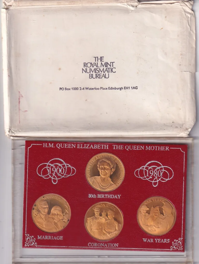 1980 Queen Mother 80th Birthday Commemorative Gold Plated Medallions Rare (4 Coin Set)