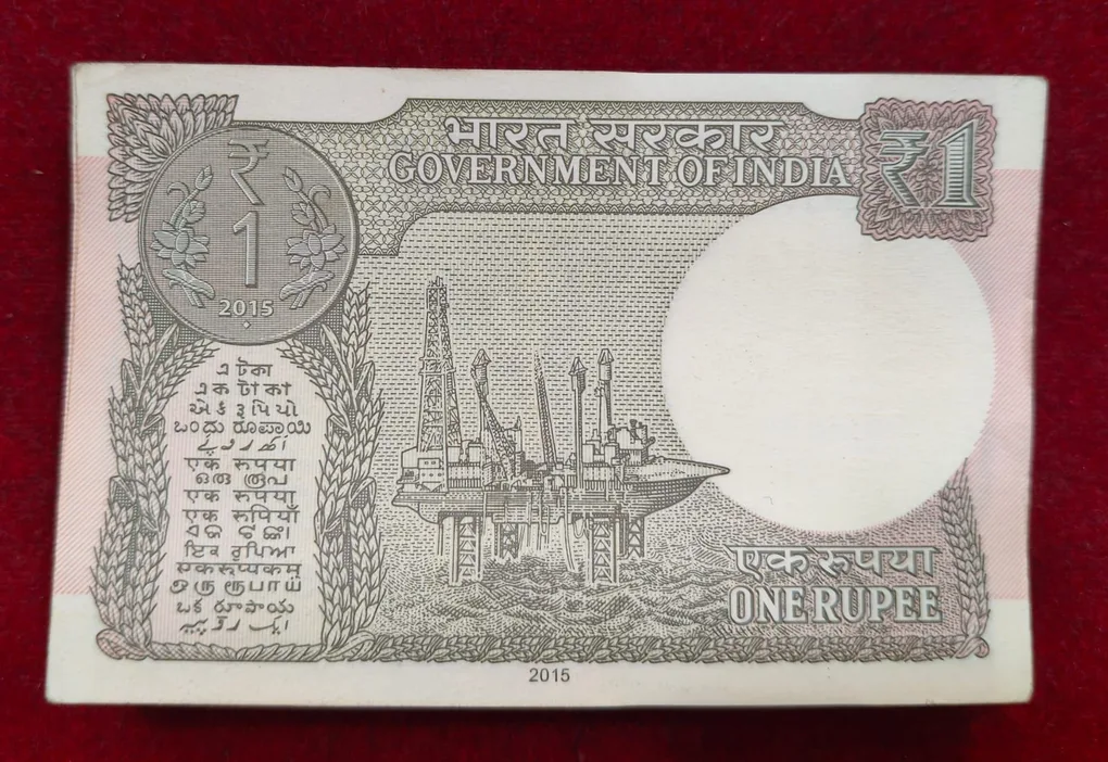 One Rupees 2015 Governor Rajiv Mehrishi Rare 99 Note Serial Packet UNC #*37