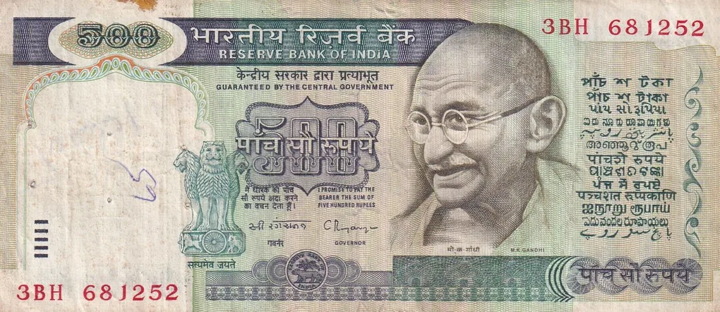 500 Rupees Dandi Governor C.Rangarajan Rare Note