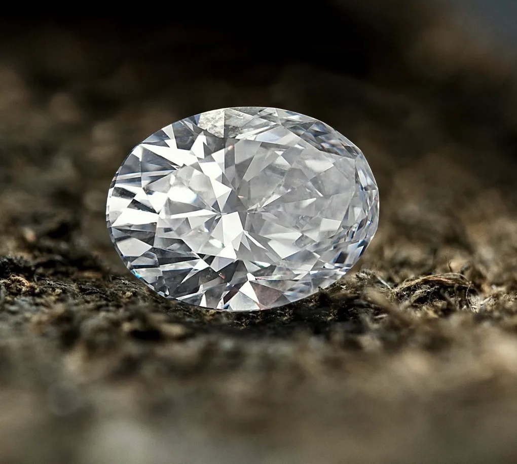 Rare 2 carat Oval Shape Lab Grown Diamond Top Color Top Quality Exceptional Collectible Unique and Rare Igi Certified