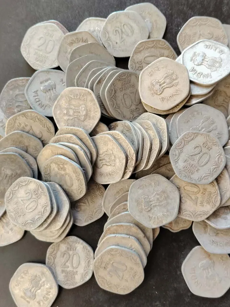 Republic India Denominaton 20 paise Metal aluminium 100 piece given Same and similar piece available