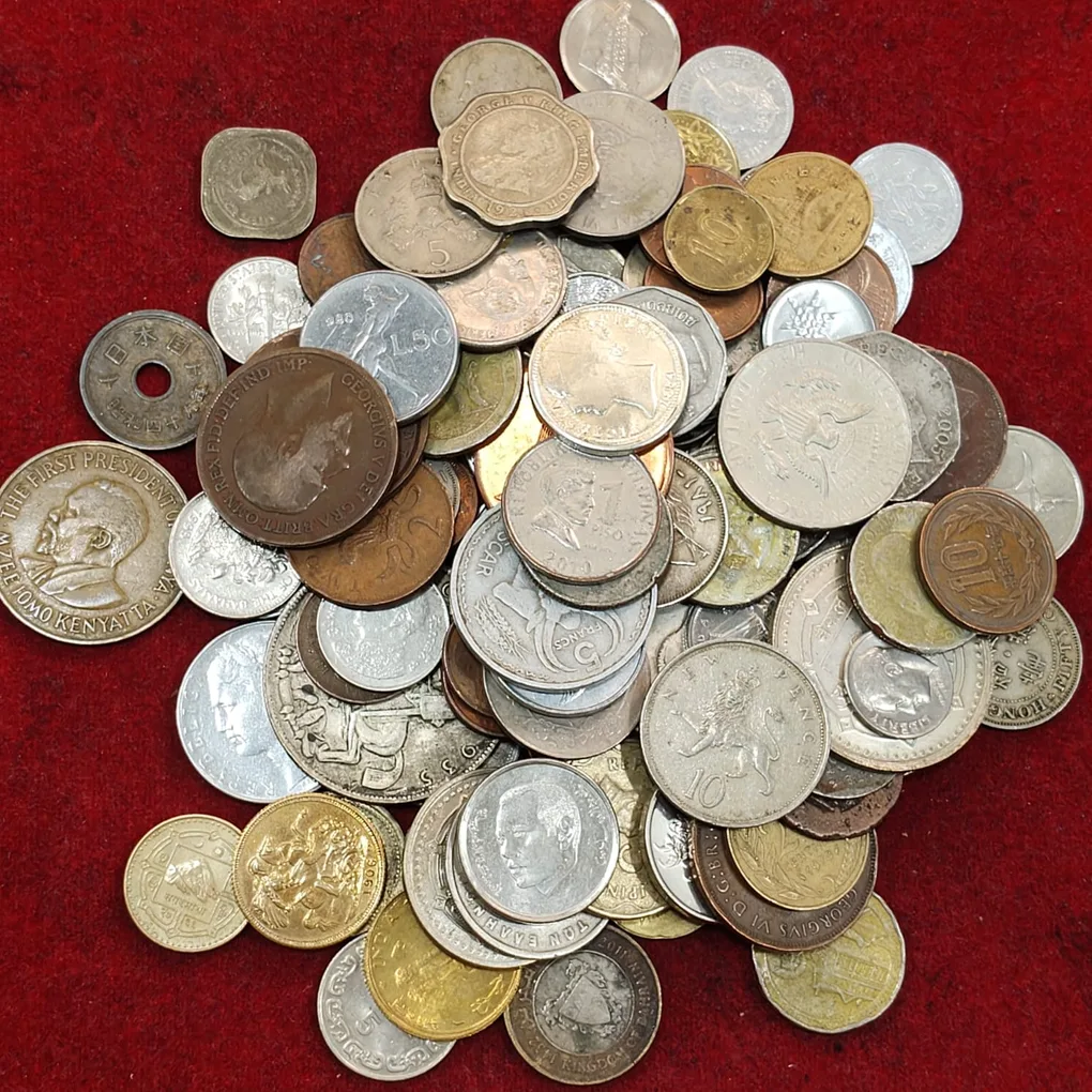 115 Different World Coin (115 Pcs) Set#E-201