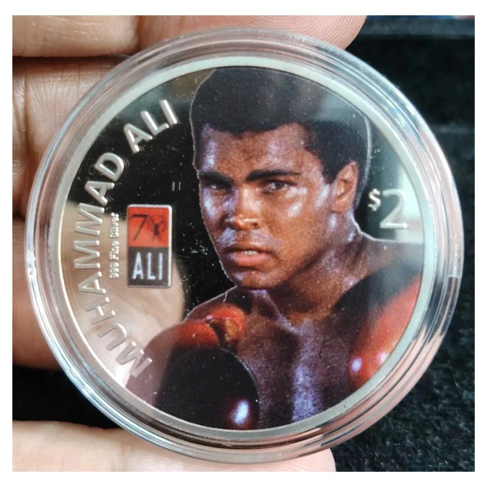 Reproduction Coin - Fiji 2 Dollars 2012 - Elizabeth II Muhammad Ali Commemorative UNC Beautiful Coloured Rare Silver Plated Coin