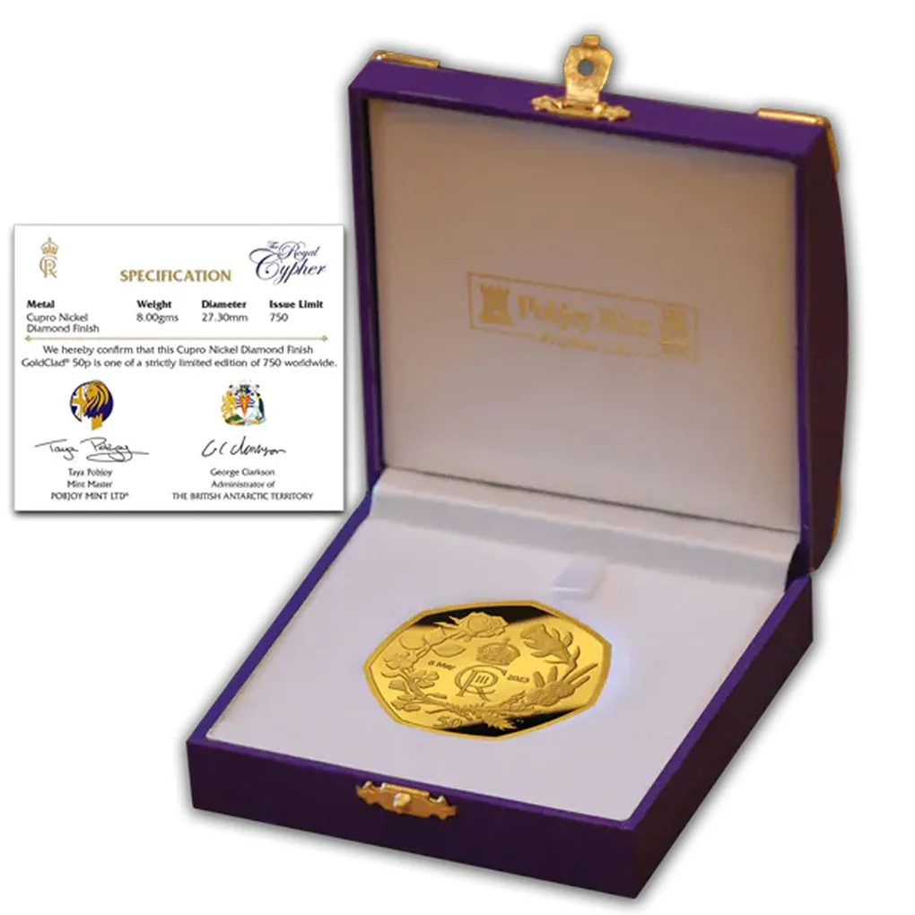 50 Pence Charles III Royal cypher Gold plated 2023 Issue Pobjoy Mint Unique and Rare