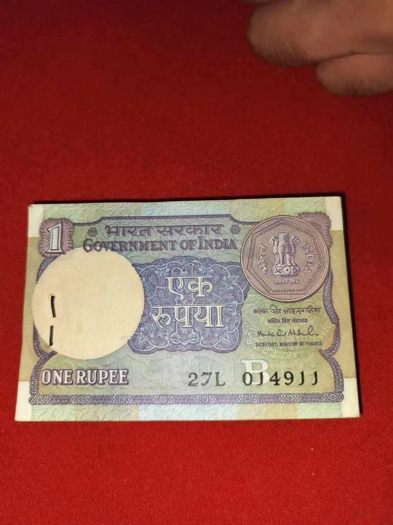 Rare A -56 One Rupee Bundle 1991 Montek Singh Ahluwalia ,Starting 10 notes missing, 90 Notes bundle 014911- 015000