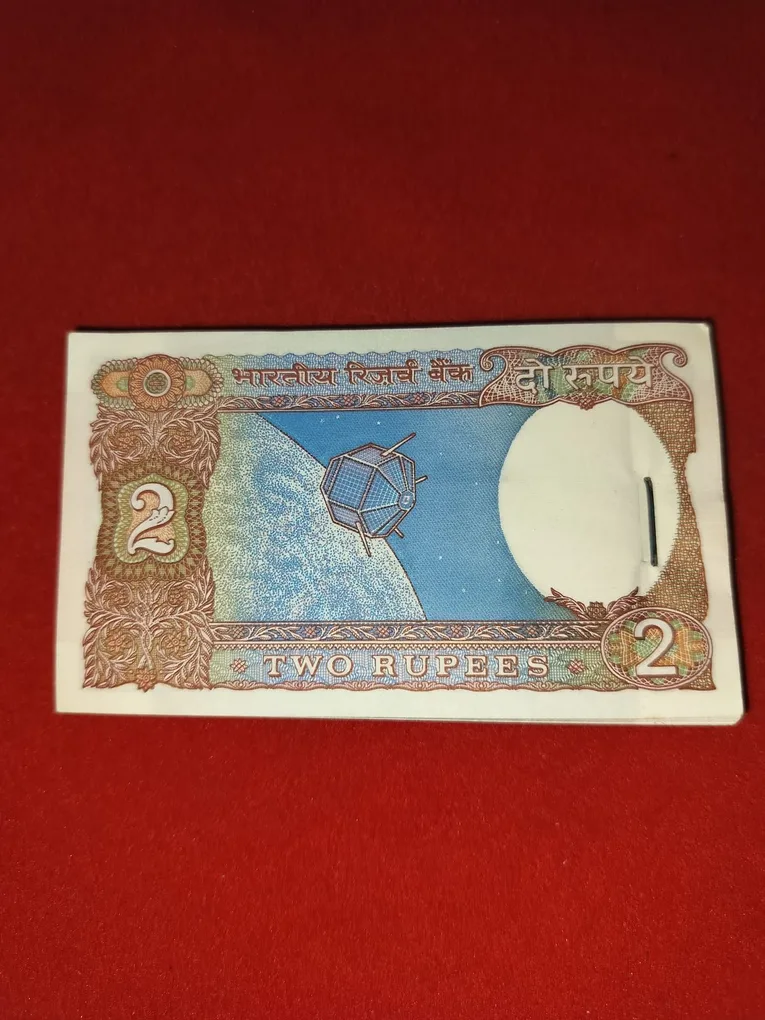 B -35 2 Rupee Bundle Gem Condition 770101