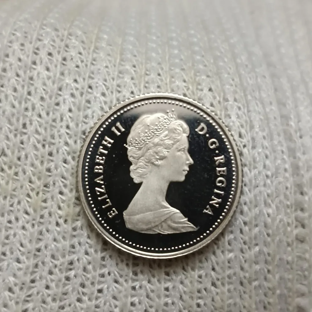 Elizabeth II DG Regina 10 Cents Proof Coin 1983 Year Royal Canadian Mint