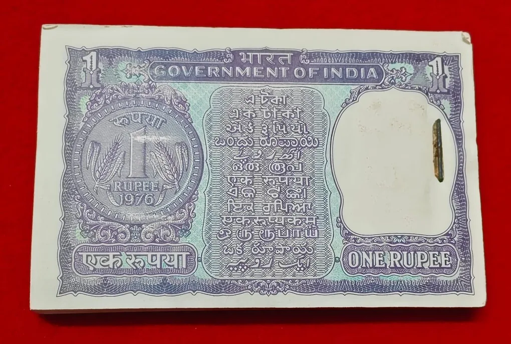 A-34 M.G. KAUL One Rupee Packet UNC Condition Serial No. 131901