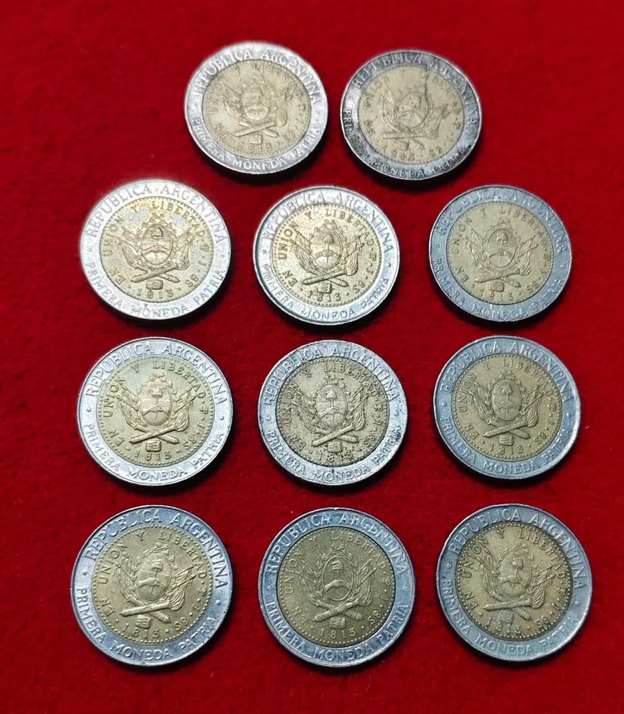 Argentina UN Pesos Coin Each Coin Orice 140