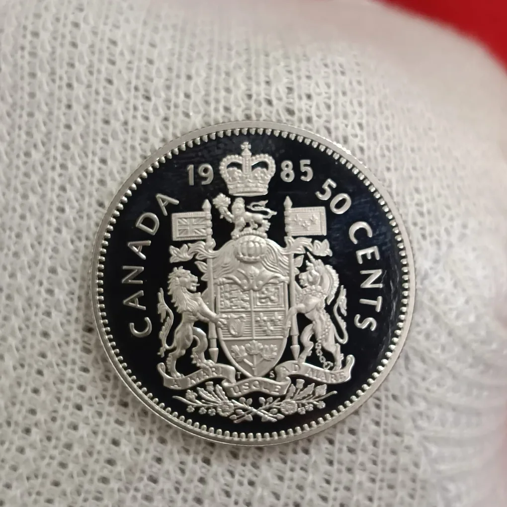 Elizabeth II DG Regina 50 Cents Proof Coin 1985 Year Royal Canadian Mint