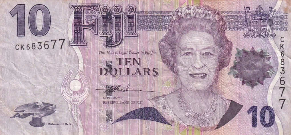 Fiji 10 Dollar (Elizabeth II) Rare Note#B2