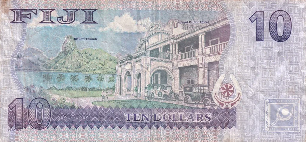 Fiji 10 Dollar (Elizabeth II) Rare Note#B2