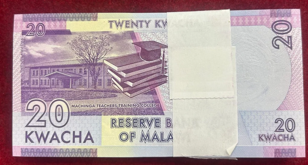 Malawi 20 Kwacha GEM UNC (100 Note) Serial Packet