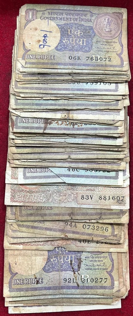 Mix Governor (100 Note) Lott Poor Condition# *147