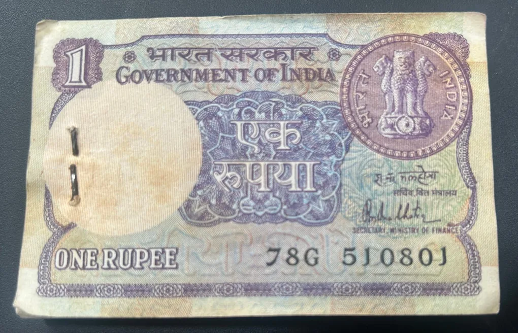 1 Rupees 1981 Governor R.N. Malhotra Rare Serial Packet
