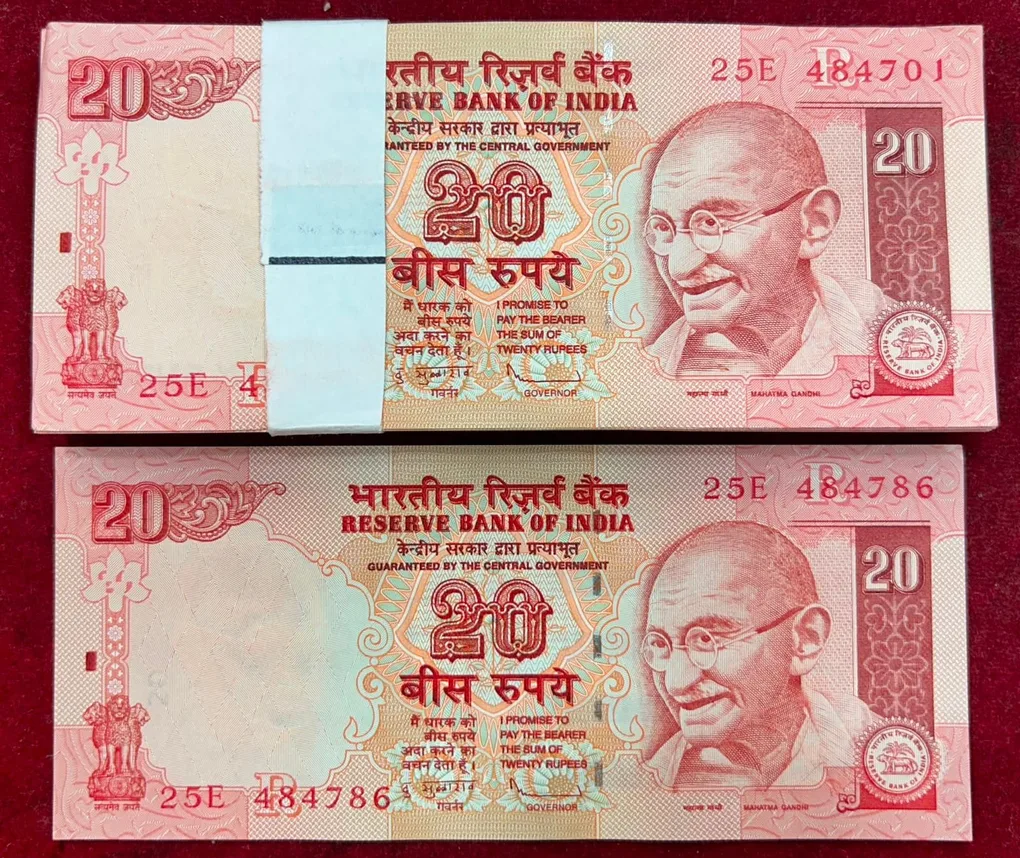 20 Rupees Old Issue Governor D.Subbarao Rare GEM UNC Serial Packet with Fancy Number Ending 786