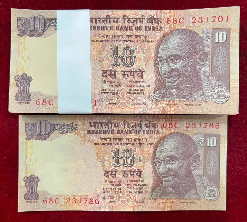 10 Rupees Governor D.Subbarao Rare GEM UNC Serial Packet with Fancy Number Ending 786