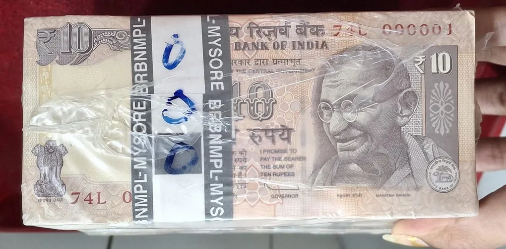 000001 lower number 2012 pack rim 10 Rupees RBI Governor D.Subbarao Sealed 1000 note pack rim