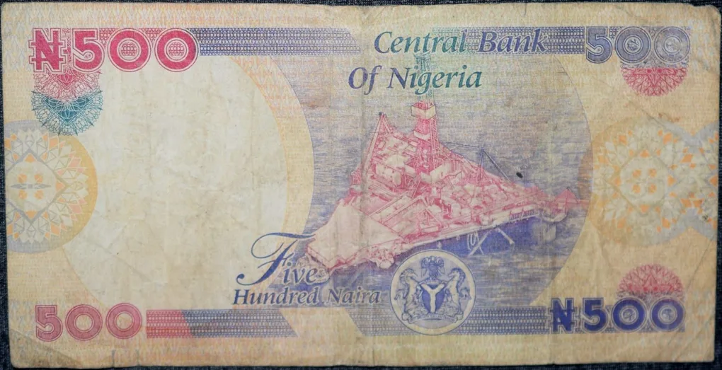 500 Naira of Nigeria Country (AD 2014) with Dr. Nnamdi Azikiwe (1904-1996) - First President/Offshore oil rig platform