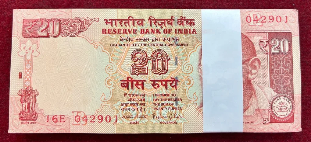 20 Rupees Governor Raghuram G. Rajan Rare GEM UNC Serial Packet