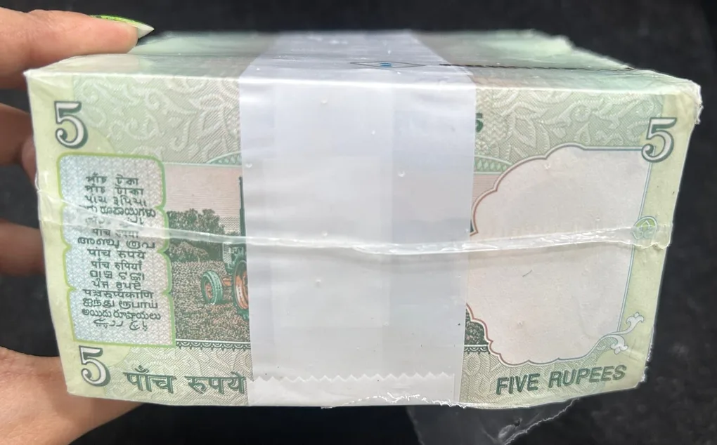 5 Rupees Packed RIM Normally WAX Cutting 1000 Note Packed RIM