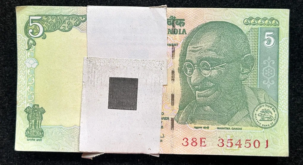 5 Rupees Gandhi Rare UNC Serial Packet