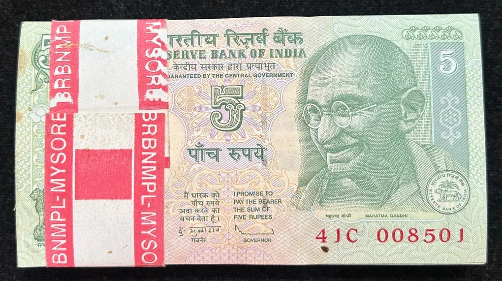 5 Rupees Gandhi Rare UNC Serial Packet