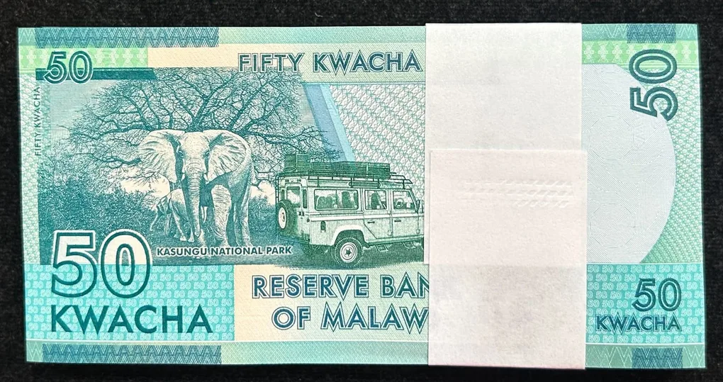 Malawi 50 kwacha Rare GEM💎 UNC Serial Packet