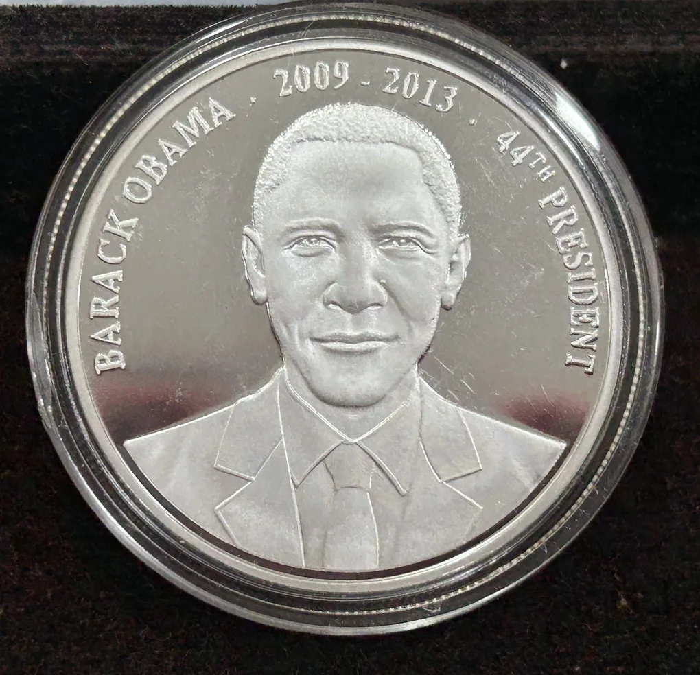 United States - The Presidents of the United States of America Barack Obama (2009-2013) Commemorative Unc Coin With Capsule#N-484