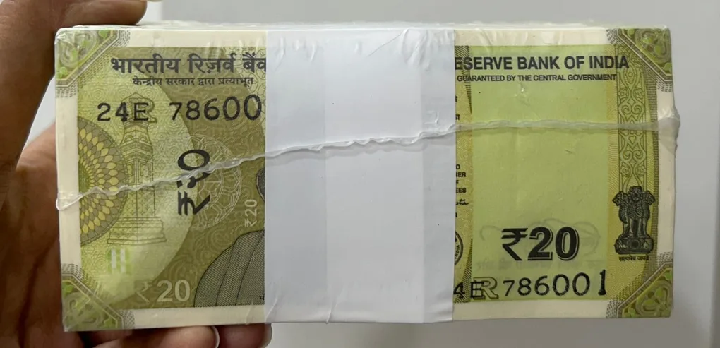 786001 ( Full Fancy Number pack rim + 786786 )20 Rupees 2025 RBI Governor Sanjay Malhotra Sealed 1000 note pack RIM