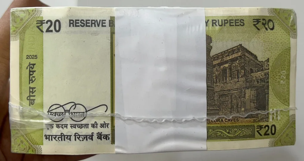 786001 ( Full Fancy Number pack rim + 786786 )20 Rupees 2025 RBI Governor Sanjay Malhotra Sealed 1000 note pack RIM