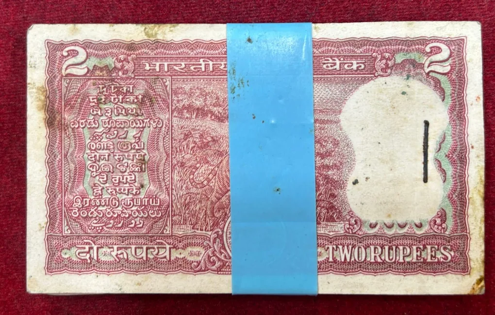 2 Rupees Tiger Issue Governor R.N Malhotra Rare Serial Packet With (Fancy Number 738738 + Ending 786)