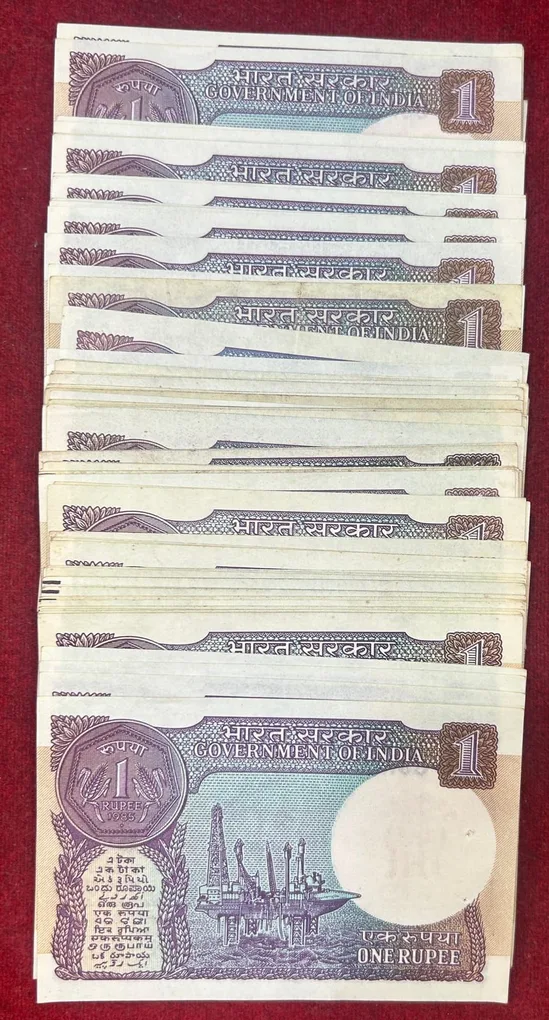 1 Rupee MIX Governor Rare UNC (100 Note LOTT)#106