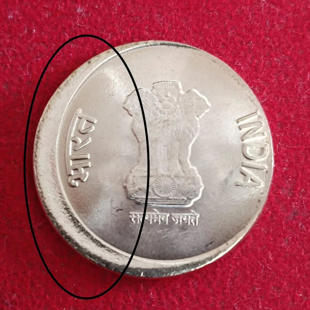 Five Rs Akam Heavy Shifted Coin Year 2025 Noida Mint Gem UNC Condition RBI Mistake Coin
