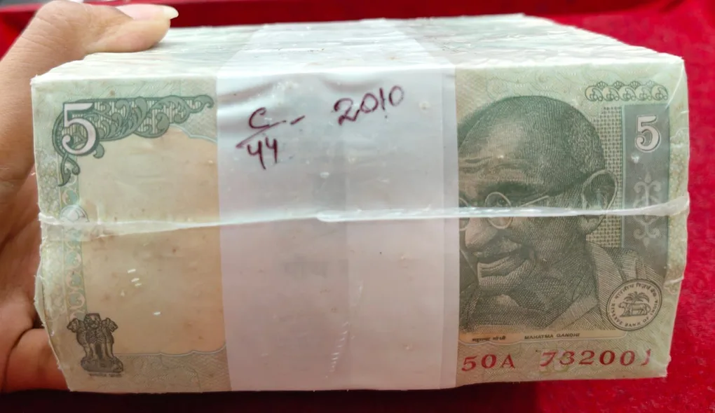 5 Rupees Gandhi Governor D.Subbarao RBI Sealed 1000 Note Pack RIM