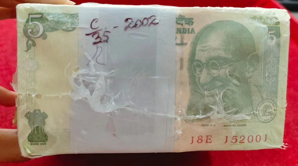 5 Rupees Gandhi Governor RBI Sealed 1000 Note Pack RIM